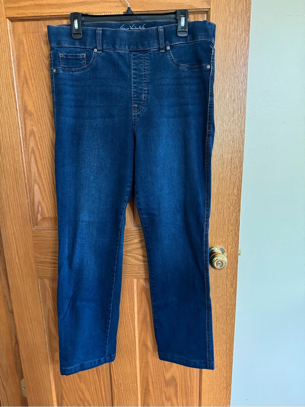Gloria Vanderbilt Indigo Shape Effect Straight-Leg Jeans